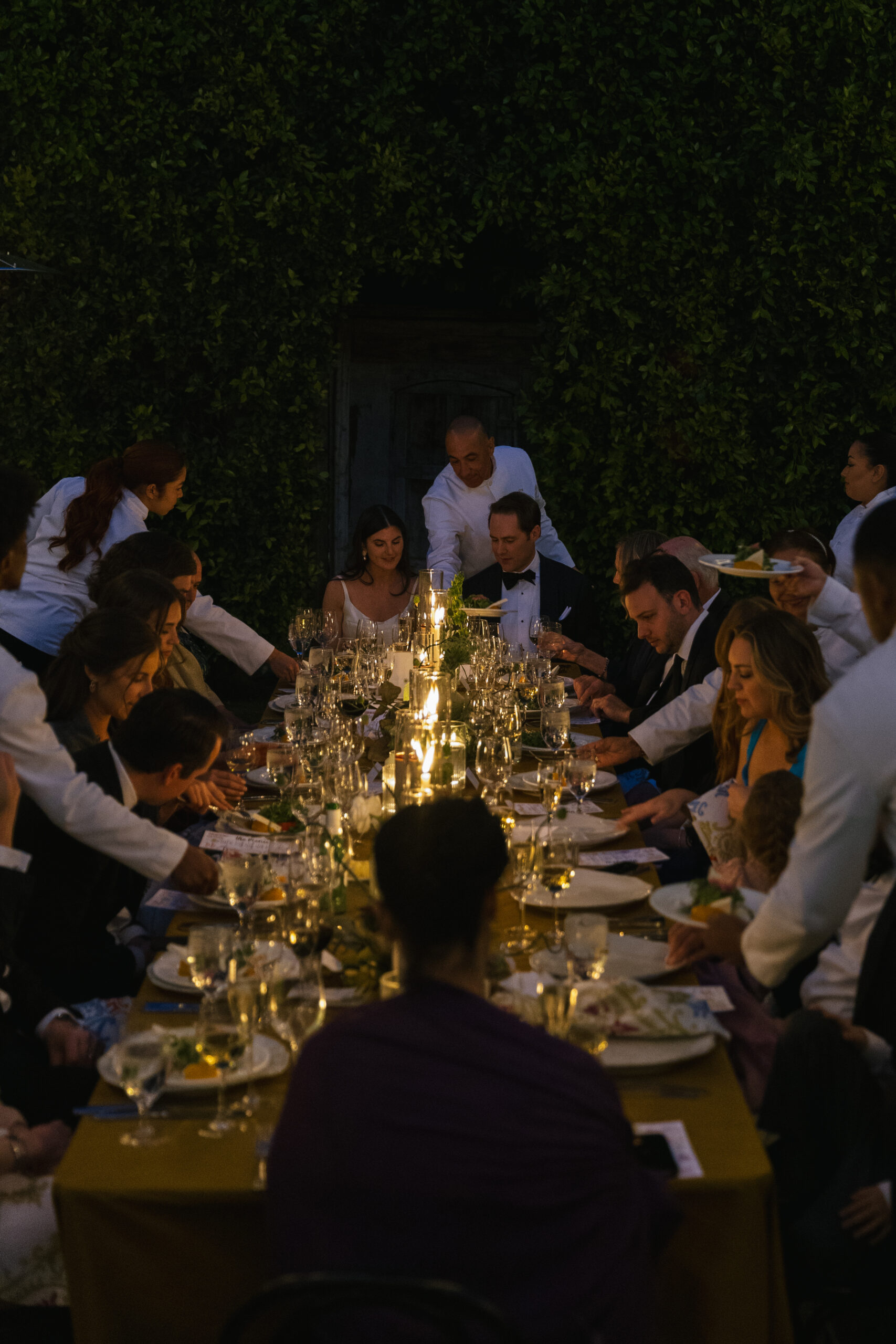 wide shot of dinner service on banquet lawn at Parker Palm Springs